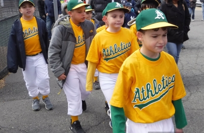 Kenilworth Little League parade 2018