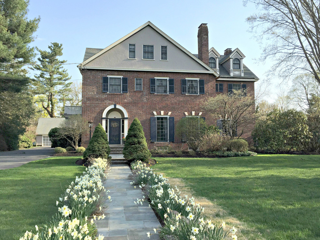 (above) This circa 1913 Colonial Revival with custom period architectural detailing and 21st Century amenities is located in the beautiful Plainfield historic district. Its fifteen rooms, six fireplaces, five full baths, a new conservatory and two balconies overlooking a salt-water pool, and professionally landscaped grounds are sure to please.