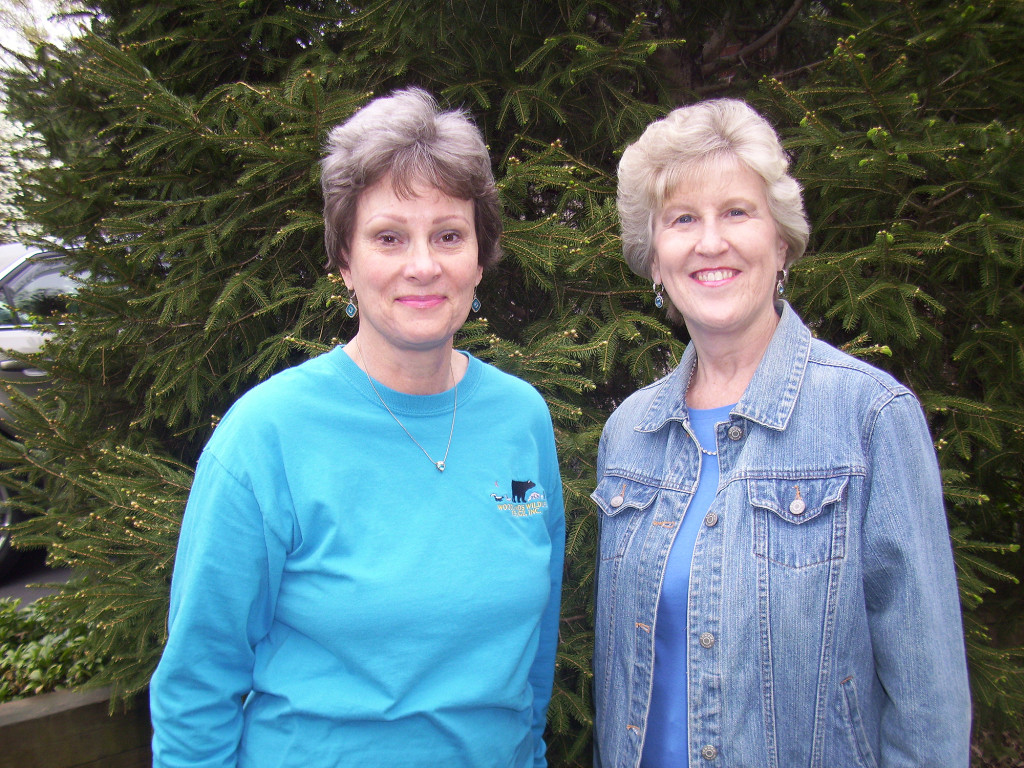 (above) Lynn Franklin, President and Lynn Stahl, Vice President of Kaleidoscope of Hope Ovarian Cancer Foundation (KOH), are both residents of Watchung. They volunteer with KOH to raise funds for research and awareness about ovarian cancer. (Lynn Franklin is on the left and I am on the right.)