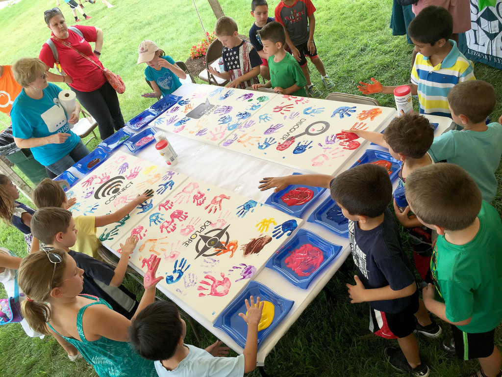 (above) Children participating in the creation of the Somerset County Community Mural which will be on tour to all of the Somerset County libraries