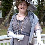 Heather Mac Donald as Mabel Fenton