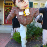 HetfieldHouseScarecrows2017-11