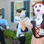 HetfieldHouseScarecrows2017-15