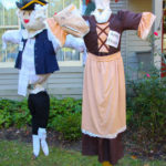 HetfieldHouseScarecrows2017-9