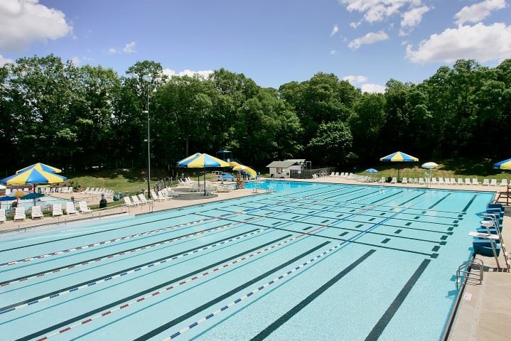 Summit Family Aquatic Center