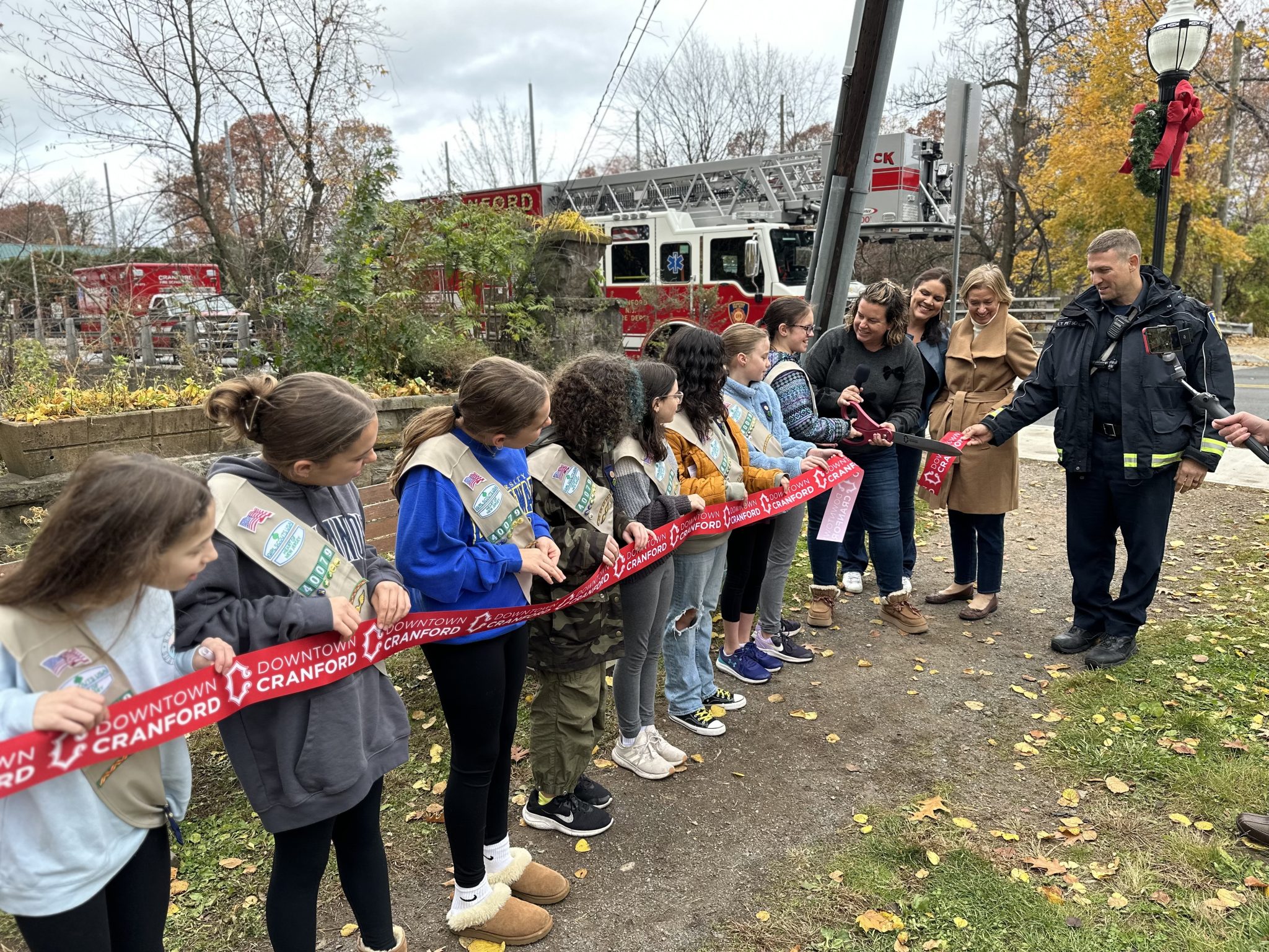 Renna Media | Girl Scouts Create Tiled Planters At Riverwalk