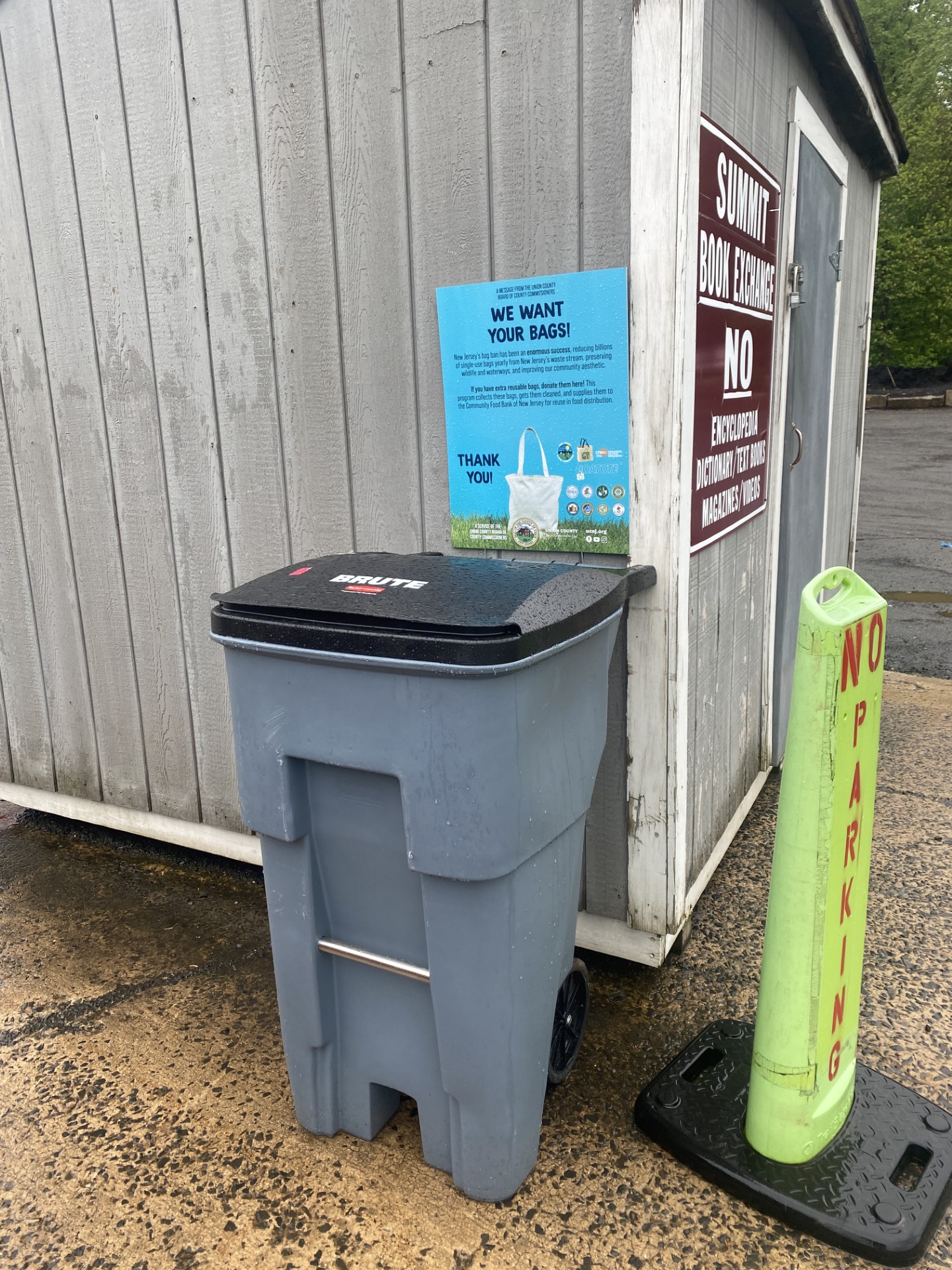 New Reusable Bag Collection Bin at the Municipal Transfer Station