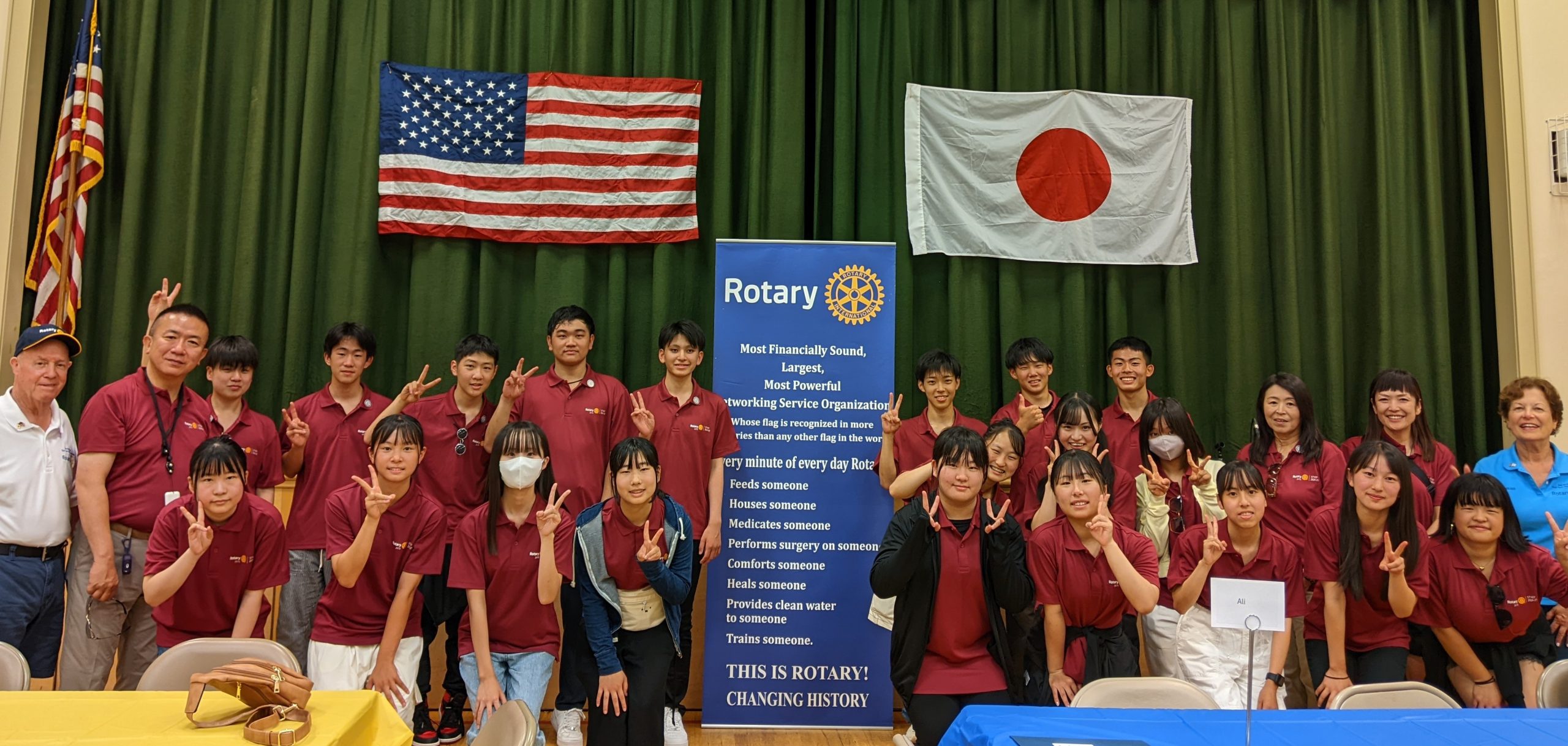 Madison Rotary Welcomes Japanese Exchange Students