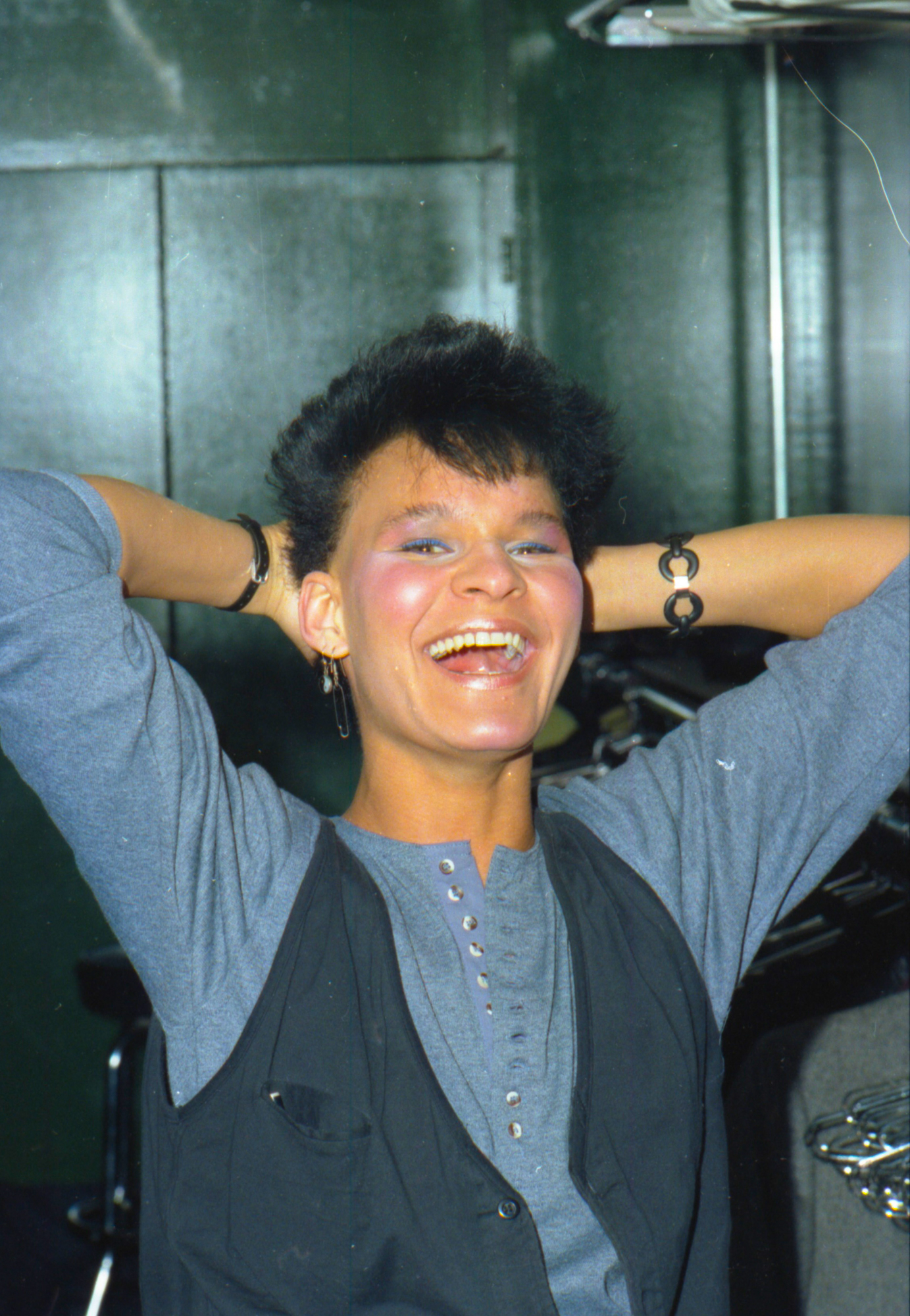 PrivateEyes1980sscans2-2